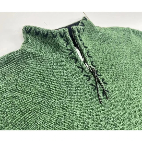 Christopher Banks Women’s Knit Sweater Green Size Large Hand Embroidered Cabin - Picture 3 of 12